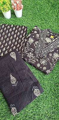 "DORI" - Pure Cotton V- Neck suit set "DORI" - Pure Cotton V- Neck suit set