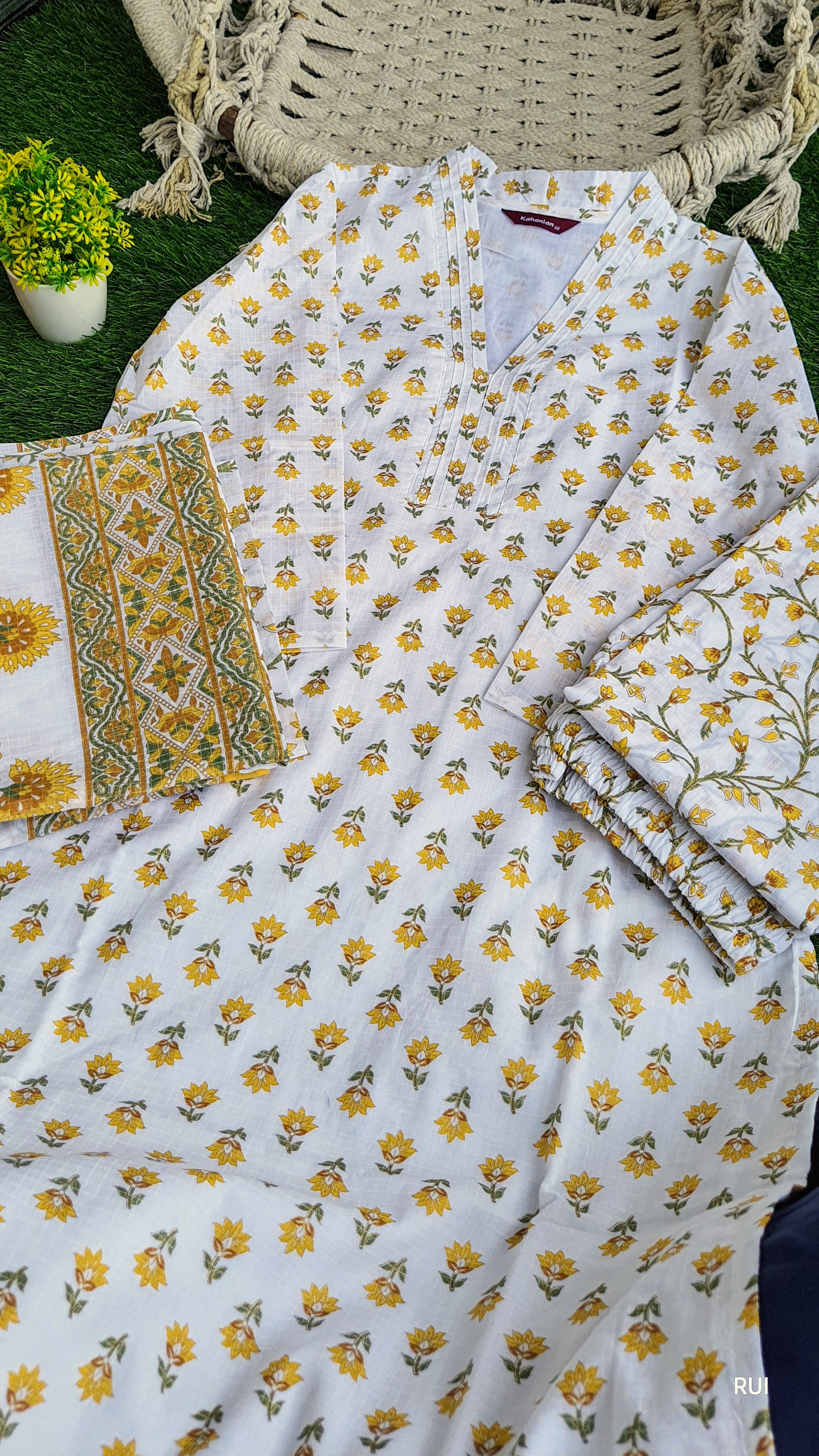 Blossom Mul Cotton Suit Blossom Mul Cotton Suit