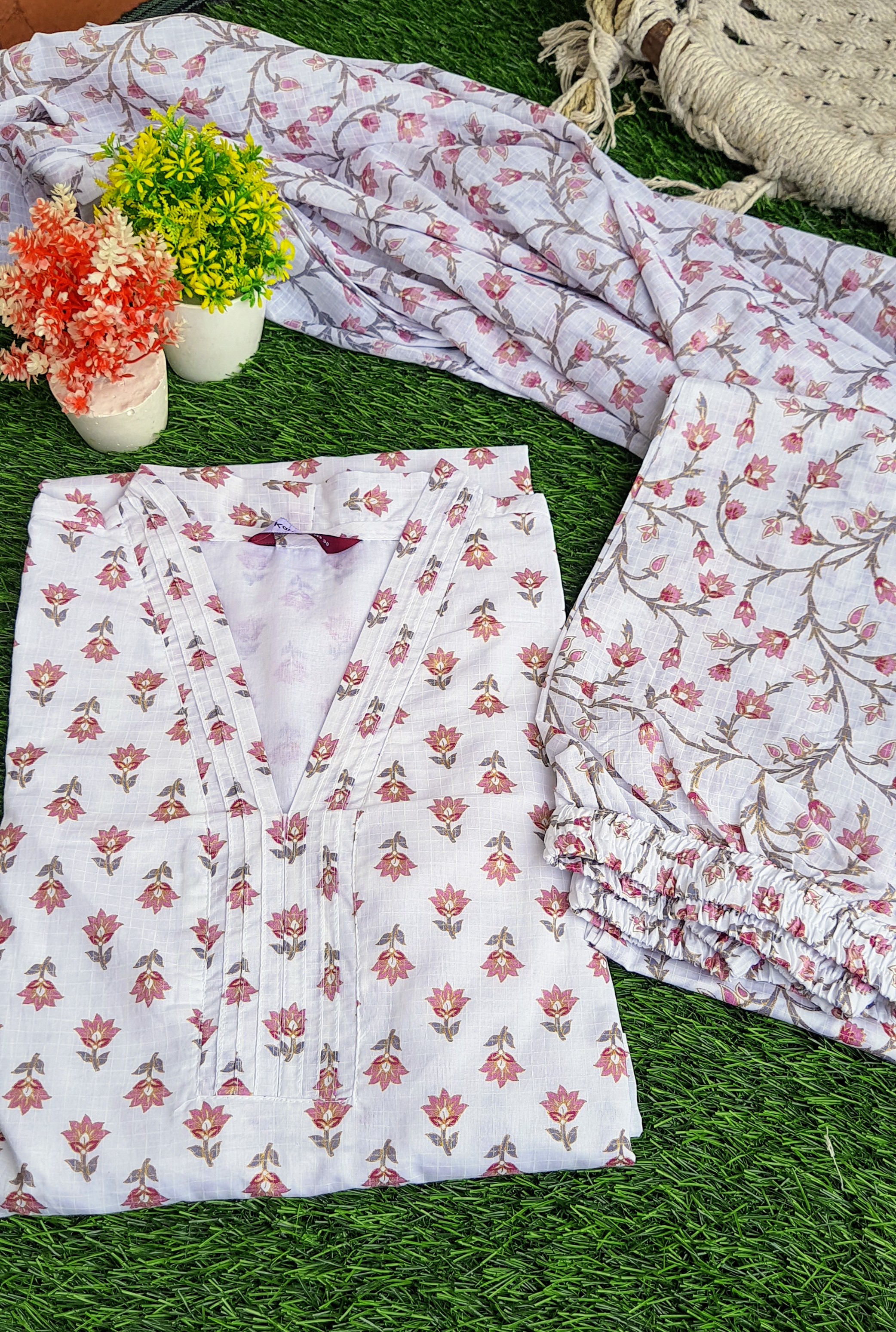 Blossom Mul Cotton Suit Blossom Mul Cotton Suit