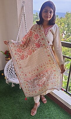 "MAHI" Embroidered Festive Muslin Silk Suit Set "MAHI" Embroidered Festive Muslin Silk Suit Set