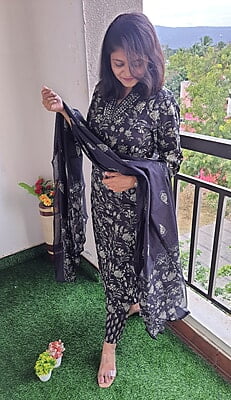 "DORI" - Pure Cotton V- Neck suit set