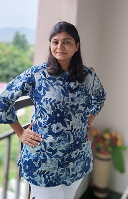 Jheel Floral Short Kurti