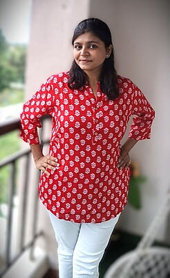 Lily Short Kurti Lily Short Kurti