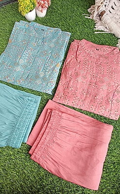 Juhi Bandhani Silk Kurta Set Juhi Bandhani Silk Kurta Set