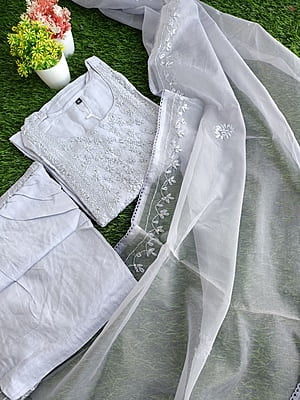 "PANKH" Suit Set with Organza Dupatta "PANKH" Suit Set with Organza Dupatta