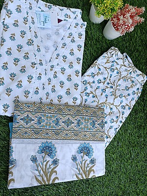 Blossom Mul Cotton Suit Blossom Mul Cotton Suit