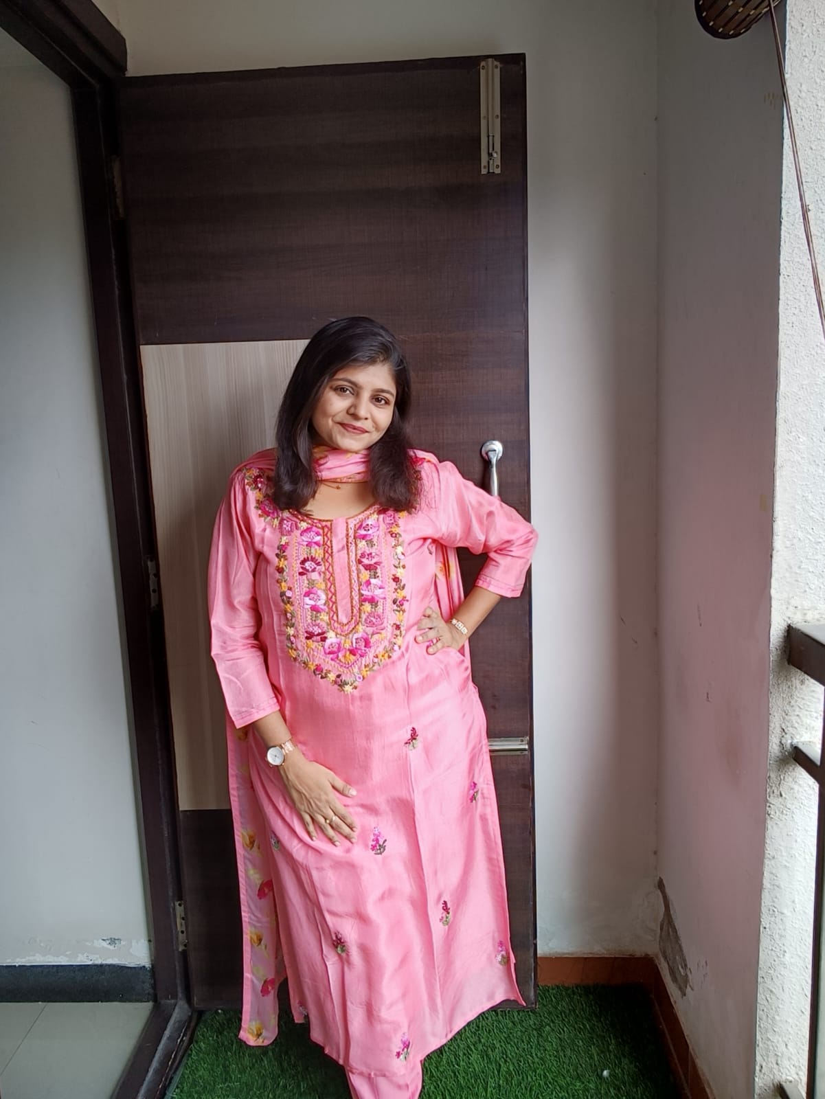 "TORAN" Hand Embroidered Silk Suit Set "TORAN" Hand Embroidered Silk Suit Set