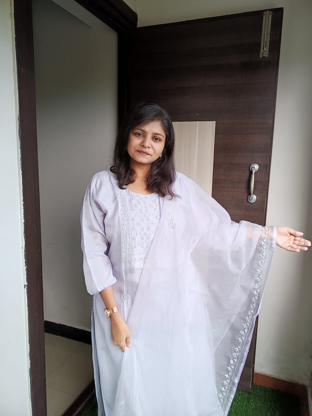 "PANKH" Suit Set with Organza Dupatta "PANKH" Suit Set with Organza Dupatta