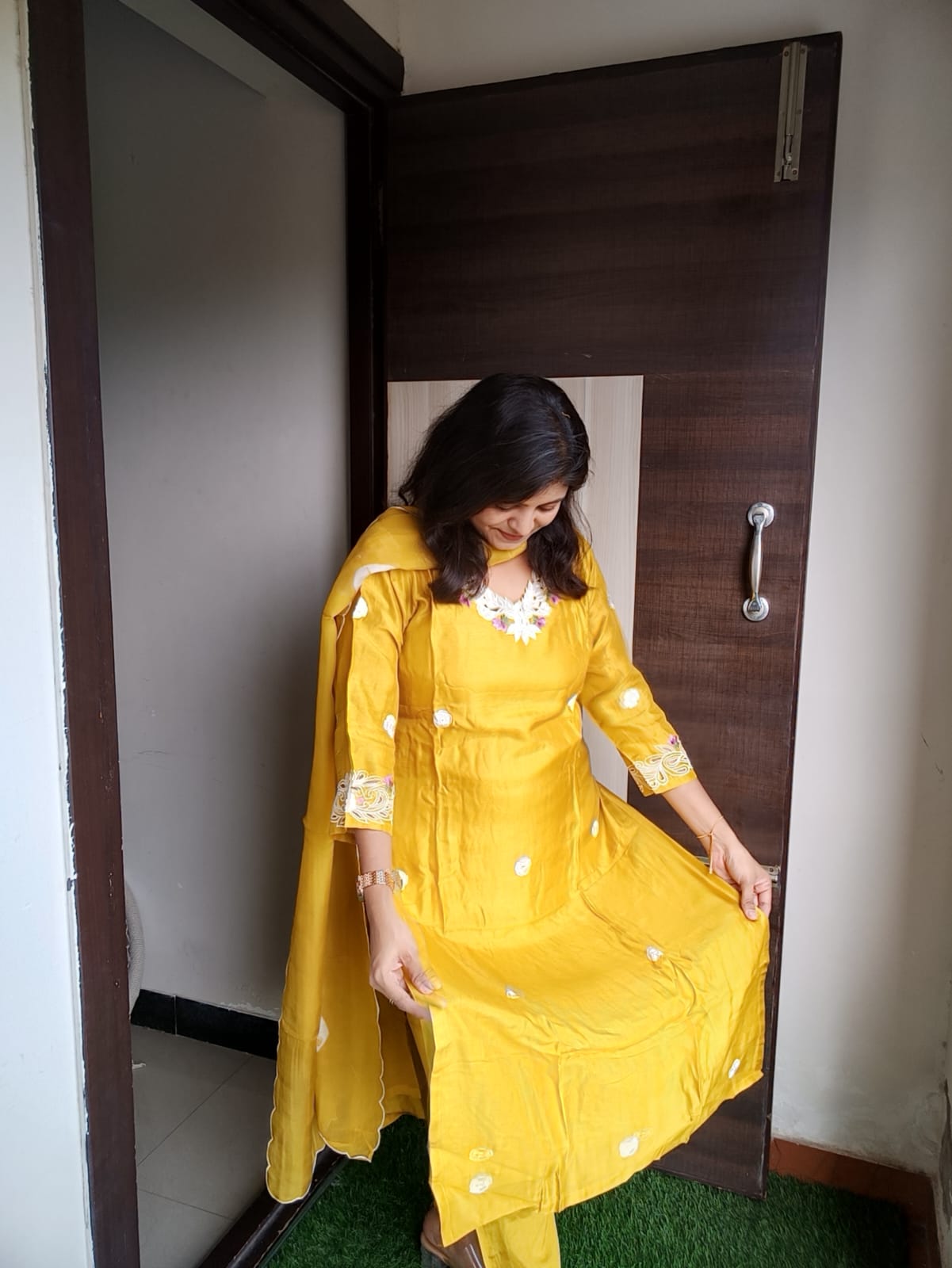 "SEEMA" Cut Work Suit Set "SEEMA" Cut Work Suit Set